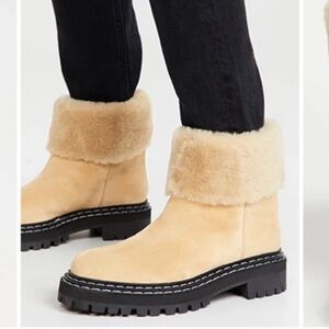 Proenza Schouler Lug Sole Shearling
Ankle boots. Size 36 USA 6 . Luxury & Chic
